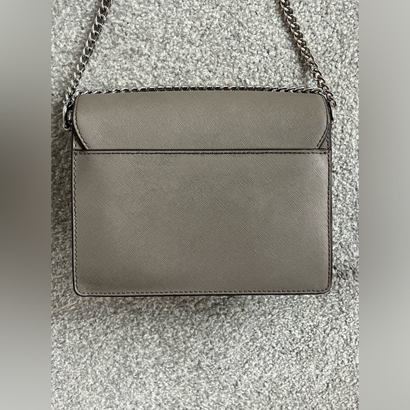 GUC Tory Burch Crossbody Bag with Dust Bag - Picture 2 of 16